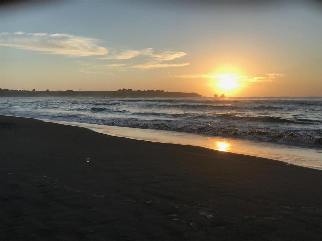 Eluney Pichilemu Eksteriør bilde